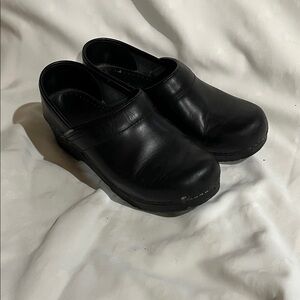 Sanita Classic Black Leather Clogs